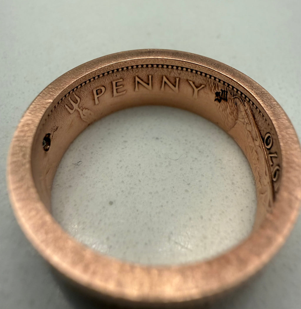 British Penny Raw Stone Ring, Copper Band CZ Ring, English Copper Gem Ring, Queen Elizabeth Ring, UK Raw Stone Copper Jewelry